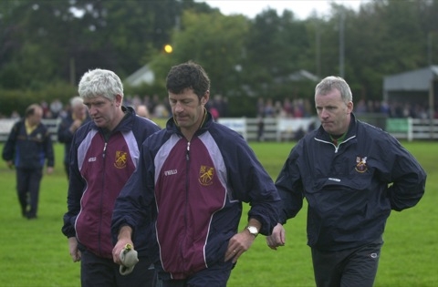 2004 On the Pitch 001